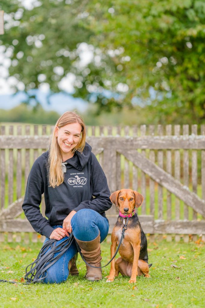 Hundetrainerin Kathrin Cornelsen mit Hund
